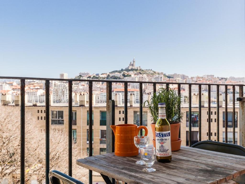 Le Ptit Jaune- Terrasse Sur Le Vieux Port Marsiglia Esterno foto